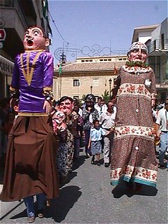 Gigantes y Cabezudos. Feria Real 2001.